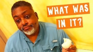 Vietnamese Delivery Food Unboxing in Da Nang, Vietnam